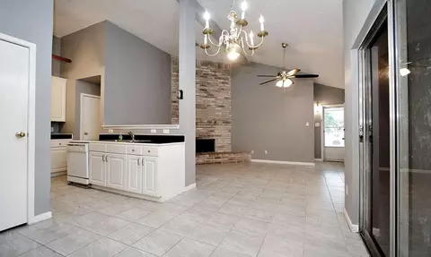 Living - 3111 Oak Rock Cir, Spring, TX 77373 photo 3 of 3