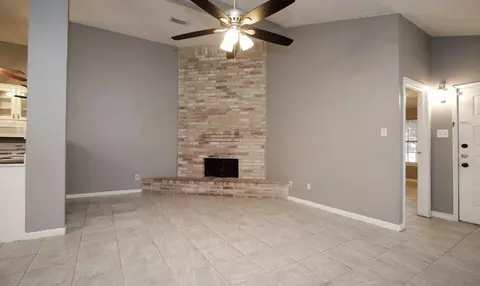 Living - 3111 Oak Rock Cir, Spring, TX 77373 photo 1 of 3