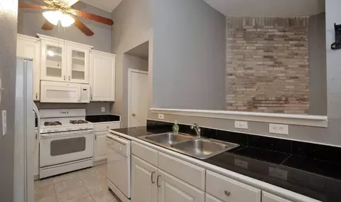 Kitchen - 3111 Oak Rock Cir, Spring, TX 77373 photo 3 of 3