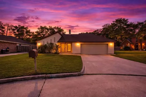 17811 Wake Ct, Crosby, TX 77532