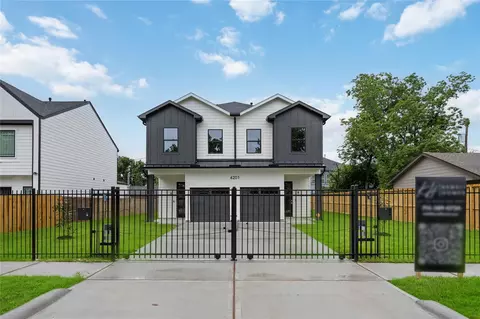 4201 Mallow St, Houston, TX 77051