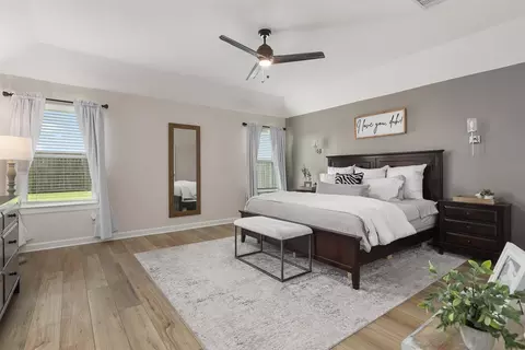 13709 Gaff Rig Dr, Santa Fe, TX 77510