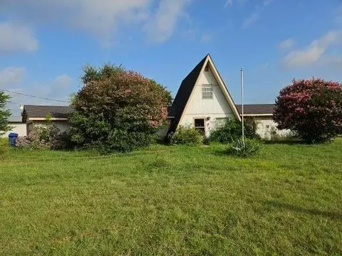 Exterior - 4127 Knoll Dr, Waco, TX 76708 photo 2 of 6