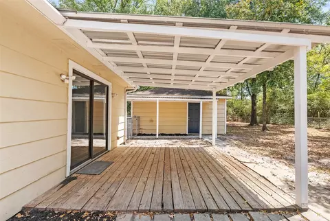 Exterior - 5 Top Flite Ln, Trinity, TX 75862 photo 5 of 7