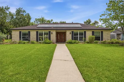 1901 Acacia St, League City, TX 77573