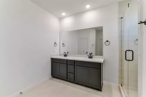 Bath - 4221 Red Cedar Ring Ln, Pinehurst, TX 77362 photo 1 of 7