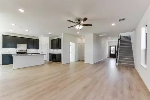 Entry Way - 4221 Red Cedar Ring Ln, Pinehurst, TX 77362 photo 3 of 4
