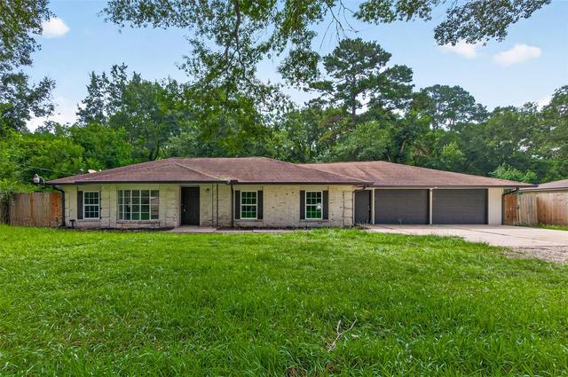 18747 Woodridge Dr, Conroe, TX 77302