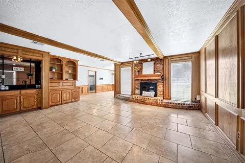 Living - 6507 Spring Leaf Dr, Spring, TX 77379 photo 1 of 6
