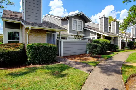 12220 Coppertree Ln, Houston, TX 77035