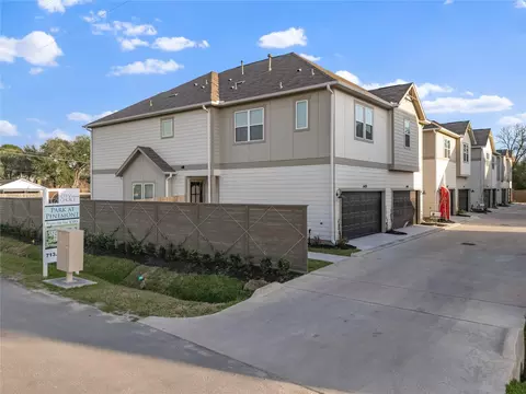 6451 Rena St, Houston, TX 77092