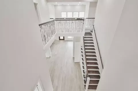 Entry Way - 40 Trellis Ct, Conroe, TX 77304 photo 2 of 2