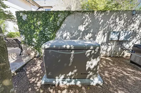 3115 Ella Lee Ln, Houston, TX 77019