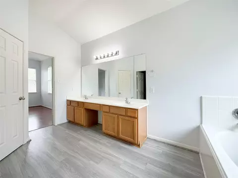 Bath - 2910 Lemmingham Dr, Spring, TX 77388 photo 5 of 5