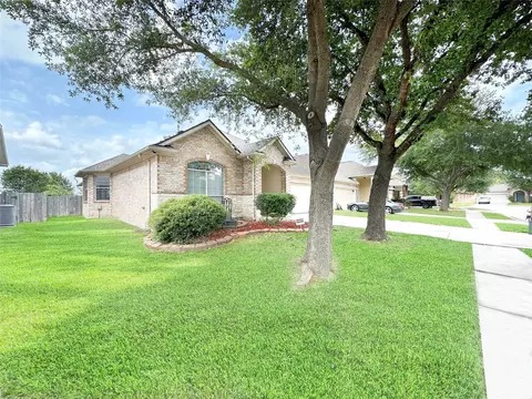 Exterior - 2910 Lemmingham Dr, Spring, TX 77388 photo 2 of 4