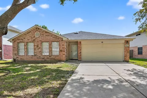 17107 Canterbury Green Ct, Sugar Land, TX 77498