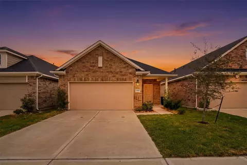 11818 Beachberry Dr, Houston, TX 77034