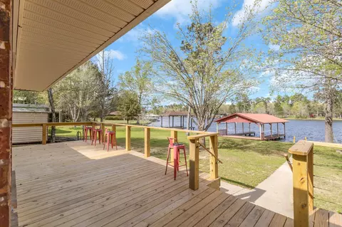 743 Sherwood Forest Dr, Woodville, TX 75979