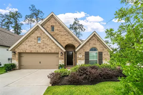 704 Fall Rock Branch Dr, Conroe, TX 77304