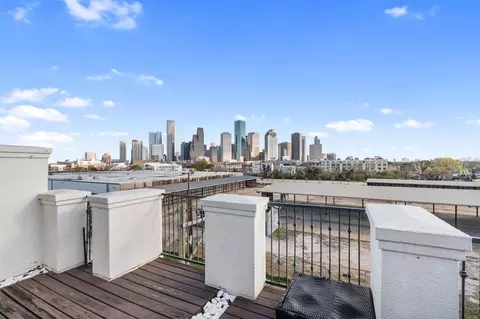 1708 Dart St, Houston, TX 77007