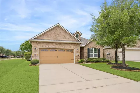 8135 W Pine Creek Bnd, Cypress, TX 77433