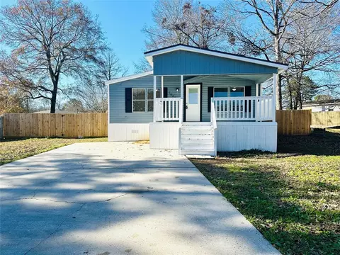 16479 Taurus Ct, Conroe, TX 77306 photo 1