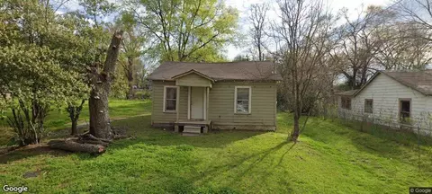 206 Callier St, Palestine, TX 75803