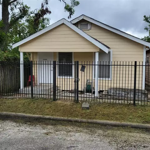 3502 Europa St, Houston, TX 77022