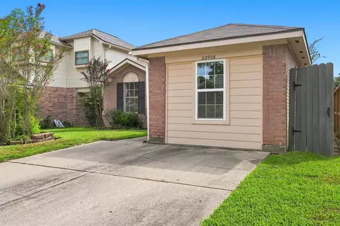 Exterior - 22906 Sherioaks Ln, Spring, TX 77389 photo 6 of 6