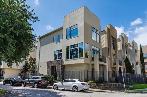 1910 Woodbury St, Houston, TX 77030