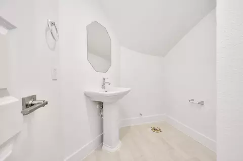 Bath - 3038 Native Spring Dr, Spring, TX 77373 photo 1 of 7