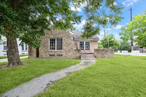4310 Delano St, Houston, TX 77004