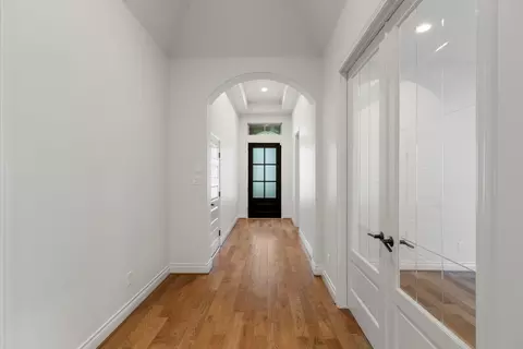 Entry Way - 241 Trillium Park Loop, Conroe, TX 77304 photo 2 of 4