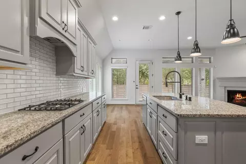 Kitchen - 241 Trillium Park Loop, Conroe, TX 77304 photo 2 of 3