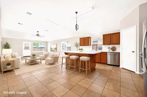 1434 Monterra Pt, Fresno, TX 77545