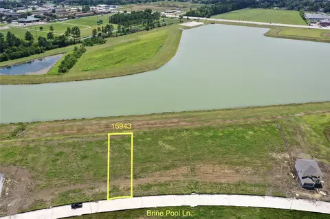 16943 Brine Pool Ln, Crosby, TX 77532