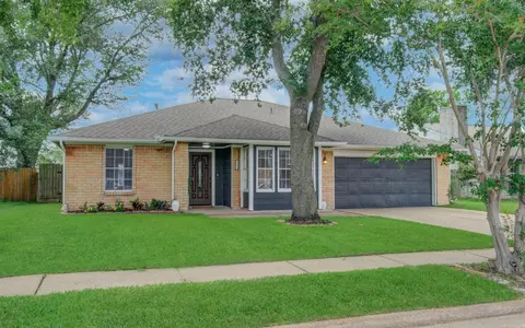 11315 Toucan Ln, Houston, TX 77067