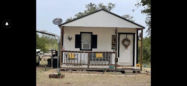 207 Hallas Rd, Somerville, TX 77879