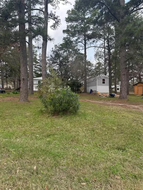 127 Cypress, Onalaska, TX 77360 photo 1