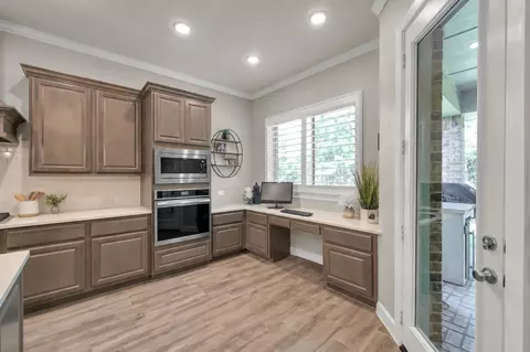 Kitchen - 334 Torrey Bloom Loop, Conroe, TX 77304 photo 4 of 4