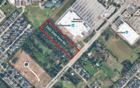 3302 Dixie Farm Rd, Pearland, TX 77581