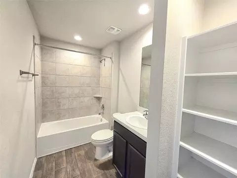 Bath - 20811 Olive Leaf St, New Caney, TX 77357 photo 2 of 3