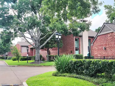 7447 Cambridge St, Houston, TX 77054