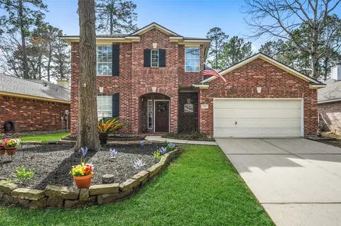 122 W Russet Grove Cir, The Woodlands, TX 77384