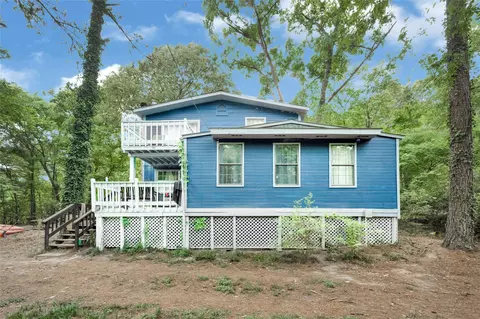 203 Lazy Hollow Ln, Livingston, TX 77351