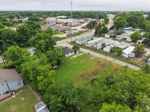 000 Mill St, Willis, TX 77378 photo 11