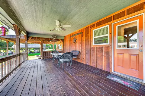 Exterior - 2240 Meyer Rd, Beasley, TX 77417 photo 5 of 6