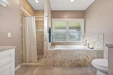 Bath - 2240 Meyer Rd, Beasley, TX 77417 photo 1 of 3
