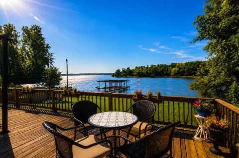 150 Edgewater Way, Point Blank, TX 77364