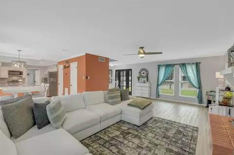 Living - 6923 River Mill Dr, Spring, TX 77379 photo 2 of 3